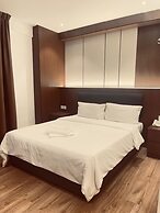 New Glow Hotel Miri