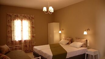 Kallisti Seaside Studios Skopelos