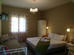 Kallisti Seaside Studios Skopelos