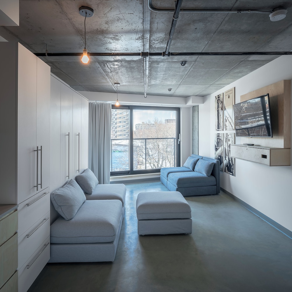 Boxotel Montreal