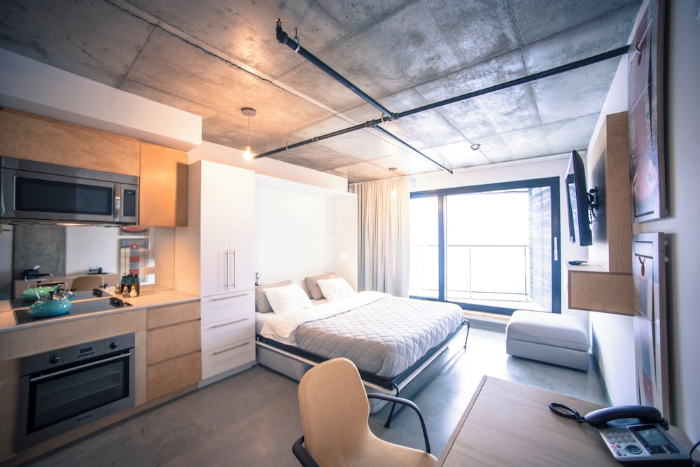 Boxotel Montreal