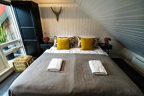 Vintage Apartment Hotel