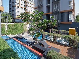 The Grass Serviced Suites by At Mind
