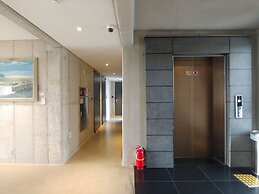 CNB HOTEL (COZYANDBOUTIQUE)