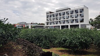 CNB HOTEL (COZYANDBOUTIQUE)