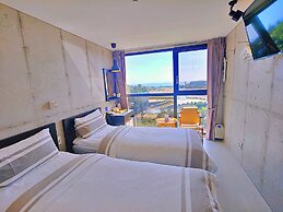 CNB HOTEL (COZYANDBOUTIQUE)