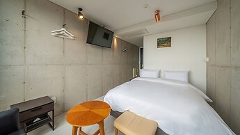 CNB HOTEL (COZYANDBOUTIQUE)