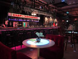 CNB HOTEL (COZYANDBOUTIQUE)