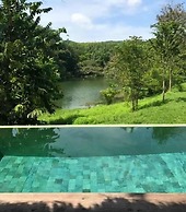 Thap Pala Cottage