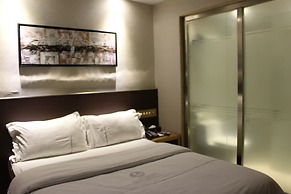 Huangpu Hotel