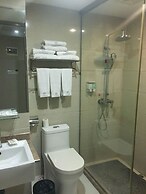 Huangpu Hotel