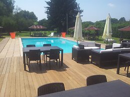 Logis Hôtel Restaurant La Vieille Ferme