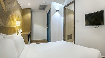 THE Posh Phayathai