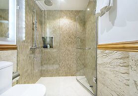 THE Posh Phayathai