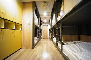 BRB Hostel Bangkok Silom