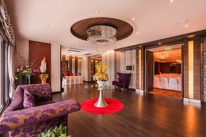Grand lord Boutique Hotel