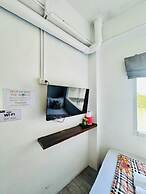 The Port Hostel By Suwatchai