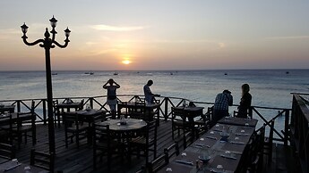Langi Langi Beach Bungalows