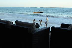 Zawadi Beach Villas