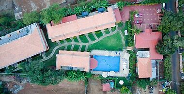 Cochichos Resort
