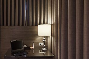 Maple Hotel