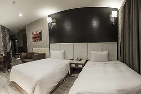Maple Hotel