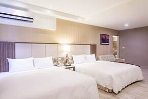Maple Hotel