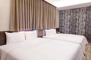 Maple Hotel