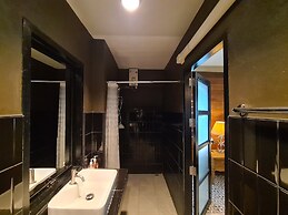 The 8 Factory Hotel Phitsanulok