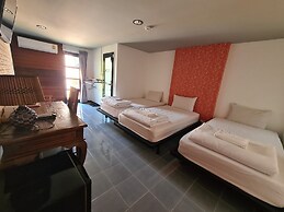 The 8 Factory Hotel Phitsanulok