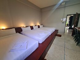 The 8 Factory Hotel Phitsanulok