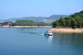 Fishman homestay