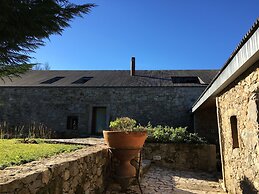 Acquavilla House