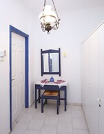 Sea View Studios