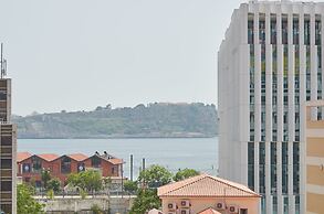 Lisbon Five Stars Apartments - Bica 246