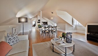 Lisbon Five Stars Apartments - Bica 246