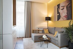 Dominic Smart & Luxury Suites Terazije