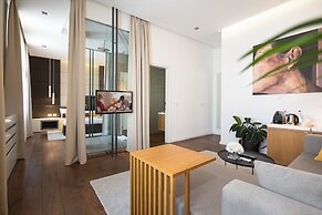 Dominic Smart & Luxury Suites Terazije