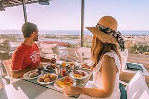 Palmares Beach House Hotel - Adults Friendly