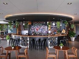 ibis Bangkok IMPACT