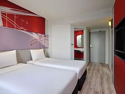 ibis Bangkok IMPACT