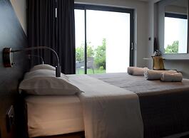 Megara Hotel