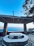 Petradi Hotel