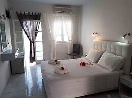 Petradi Hotel