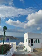 Petradi Hotel