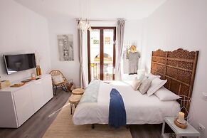 Suites del Arenal Olehousing