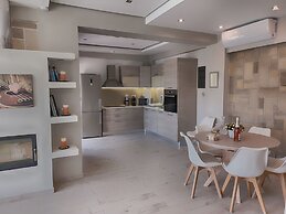 Alexandros Villa