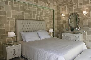 Alexandros Villa