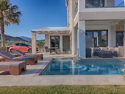 Alexandros Villa