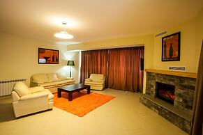 Crystal Hill Villas